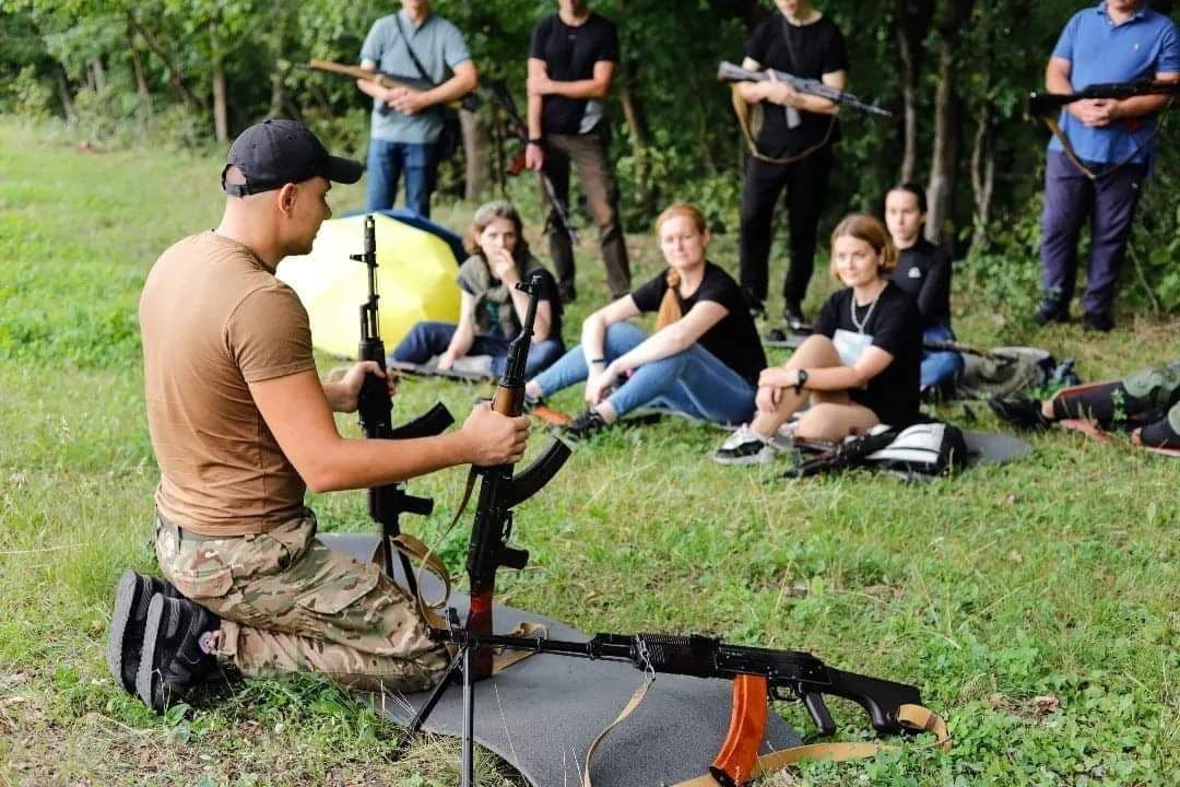 Полтавців запрошують на серію військових тренінгів