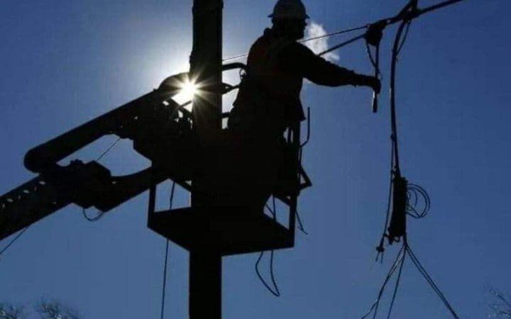 На Полтавщині вводять аварійні відключення світла