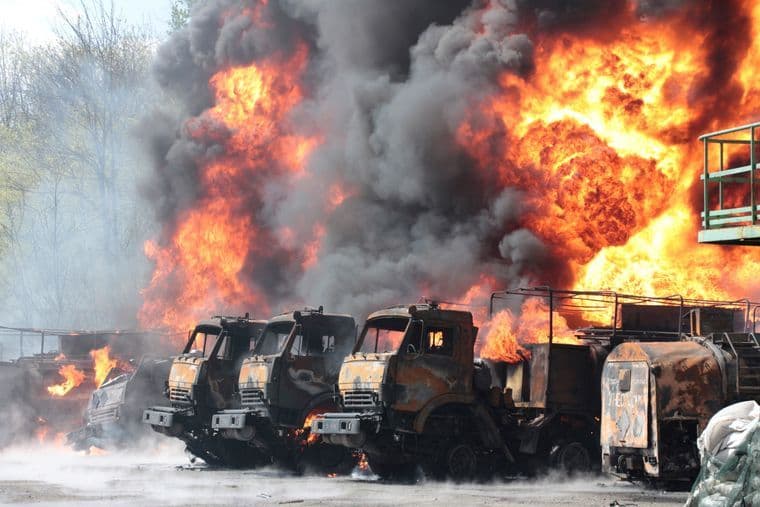 Росіяни наступають на Бахмутському напрямку та намагаються закріпитися у Лимані, — Генштаб