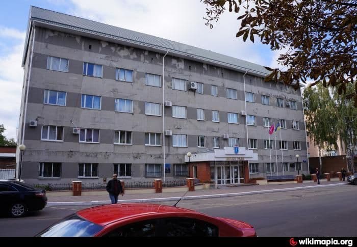 У Лубенському районі замінували суд та міськраду