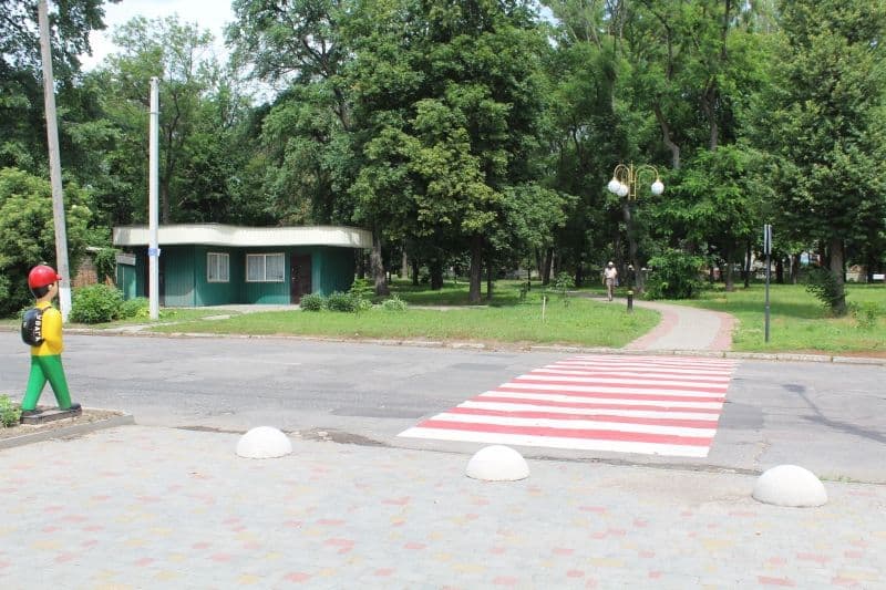 У Гадячі встановили паркувальні бар’єри