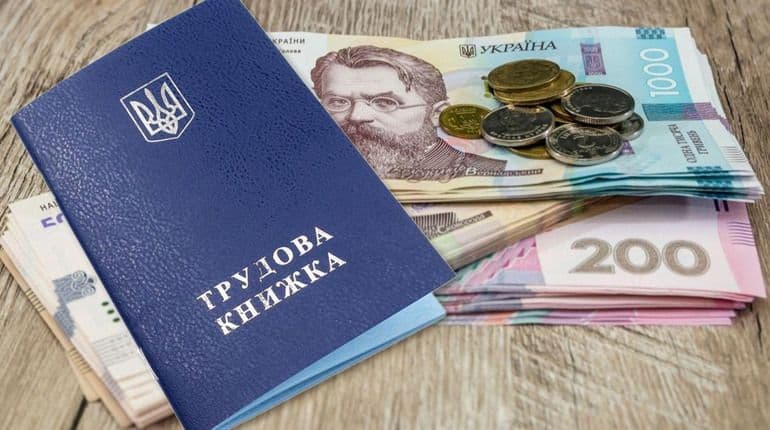 На Полтавщині підприємицю підозрюють у шахрайській схемі з працевлаштування переселенців