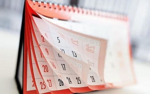 Скільки вихідних матимуть українці у серпні