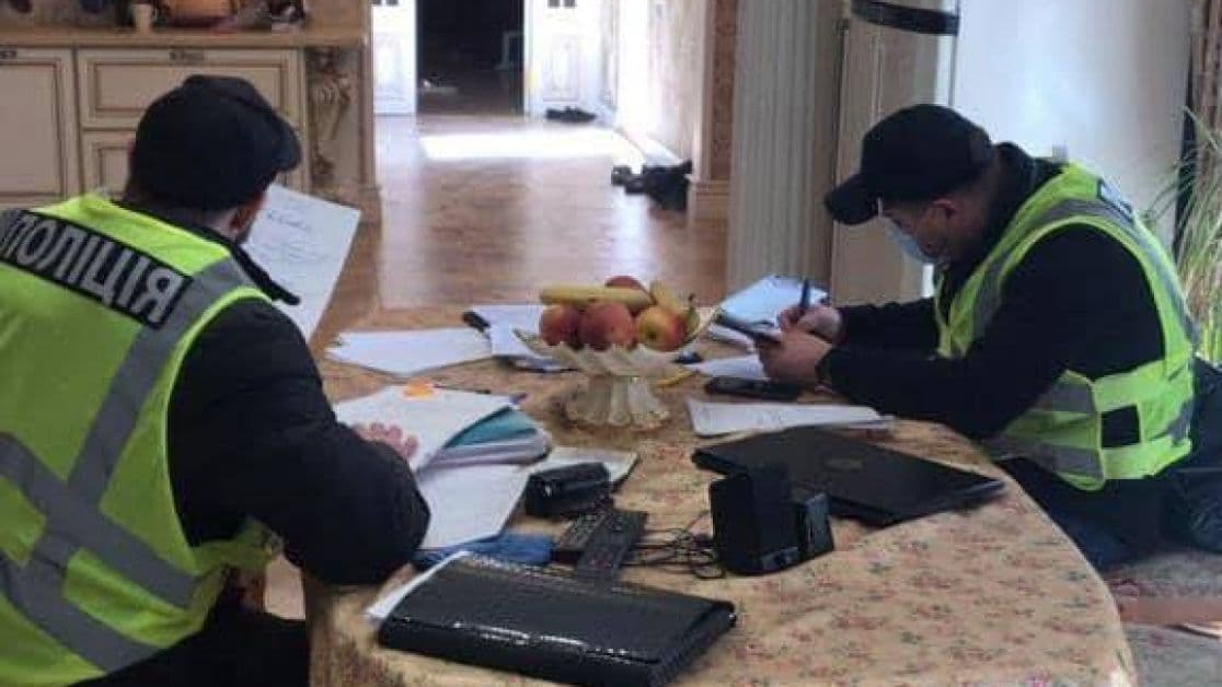 У Решетилівці знайшли тіло чоловіка та 4-річної дитини