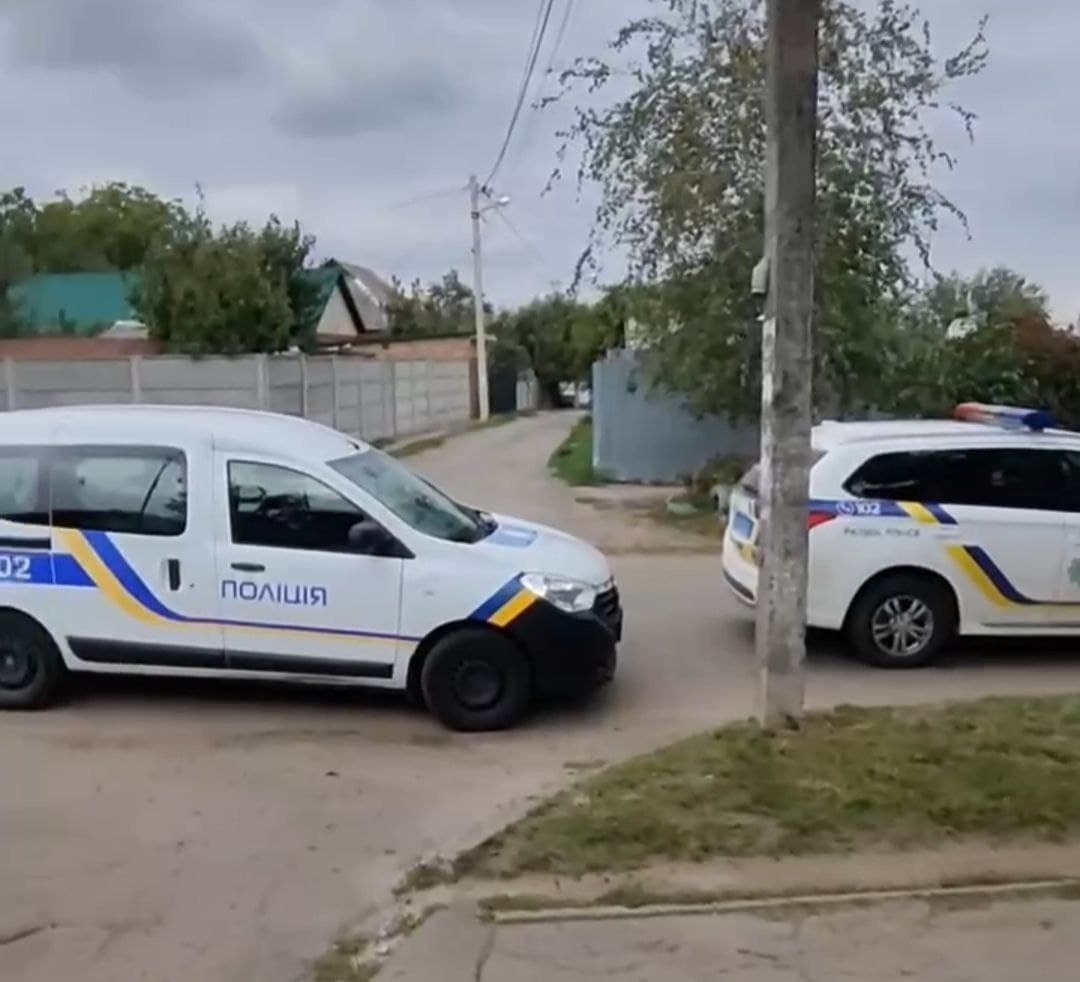 У Полтаві п'яний чоловік з пістолетом погрожував таксисту