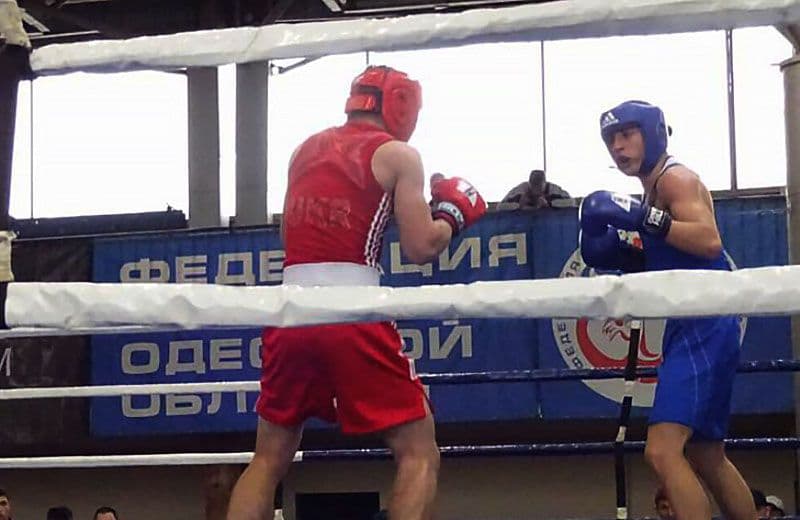 Боксери з Полтавщини вибороли дві медалі на Чемпіонаті України