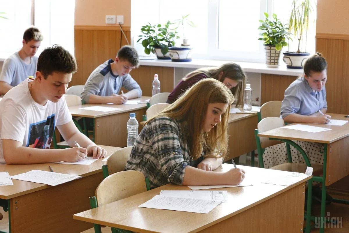 Школярі Полтавщини вивчатимуть фінансову грамотність