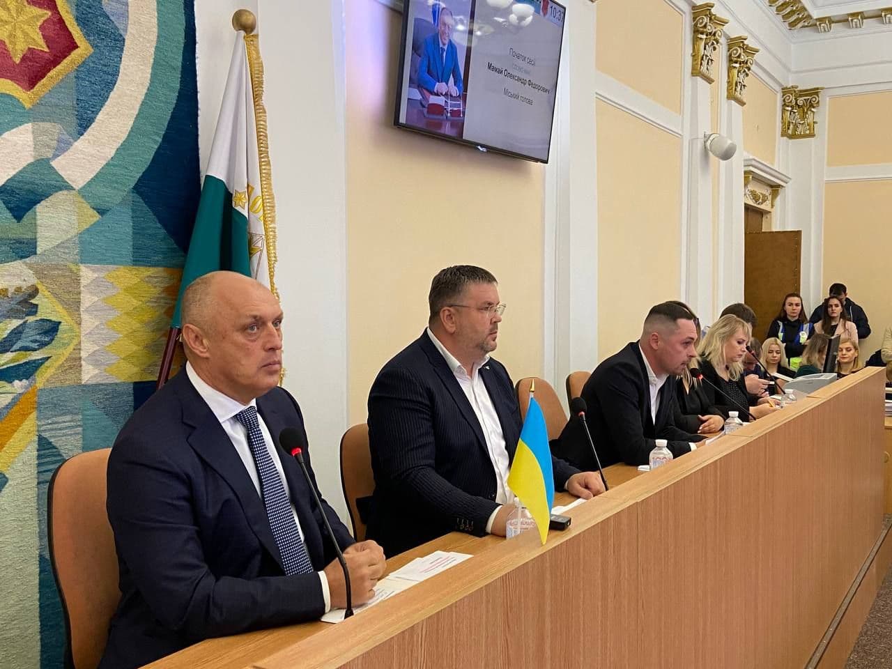 Дедюхін: «Московський патріархат в Україні підтримують колаборанти й тупі ідіоти» — у міськраді не проголосували заборону російської церкви
