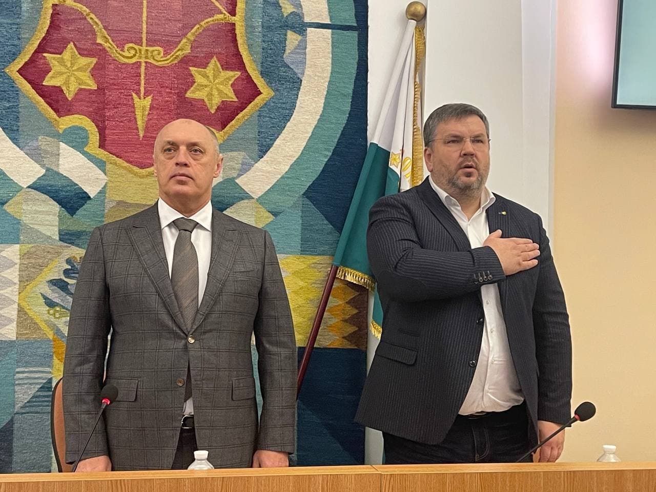 Понад пів мільйона за місяць: яку зарплату отримують полтавський мер і його заступники