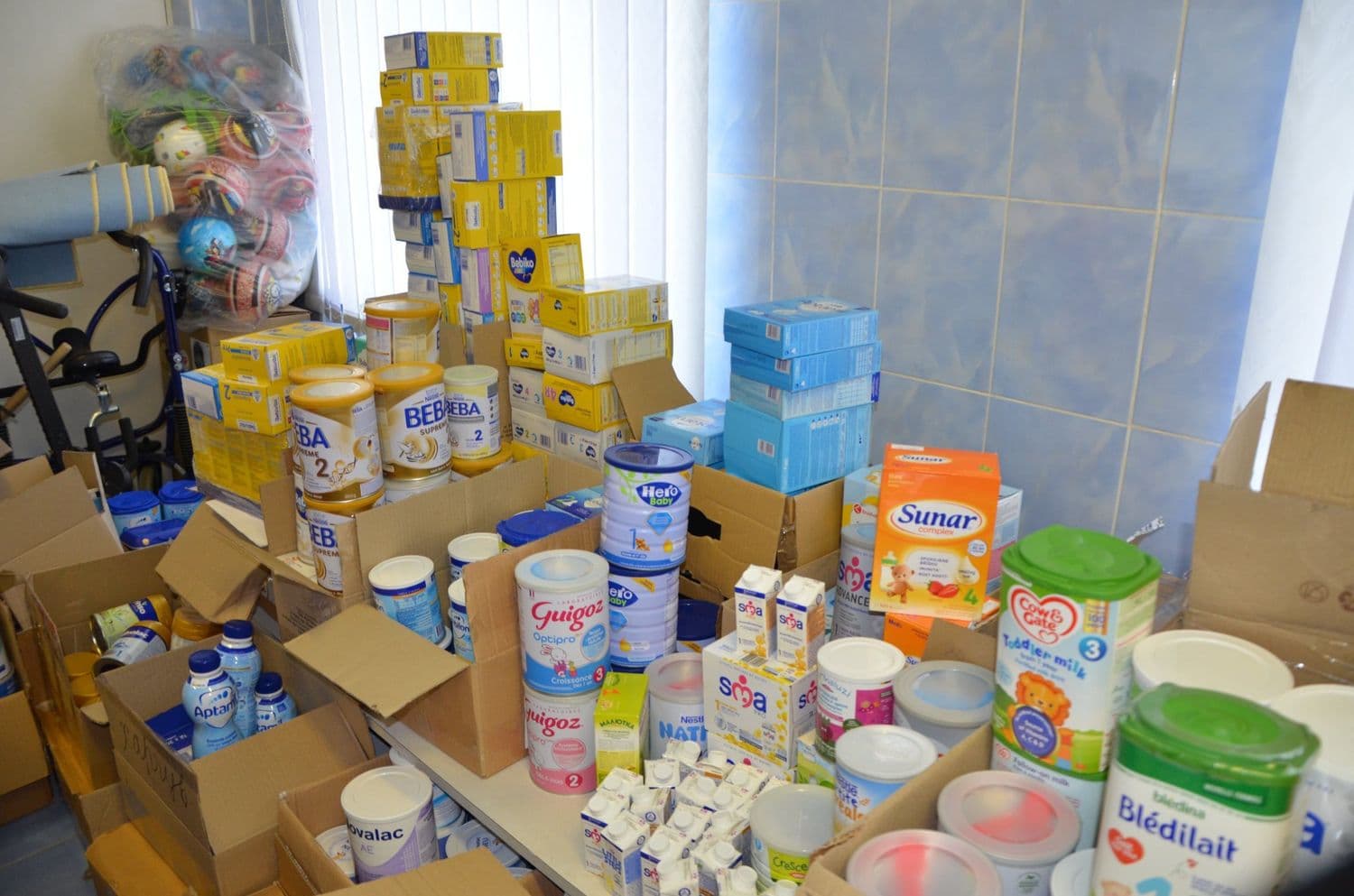 У Полтаві пропонують гуманітарну допомогу переселенцям