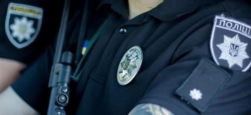 Скандував «слава росїї»: у Полтаві поліціянти затримали колаборанта