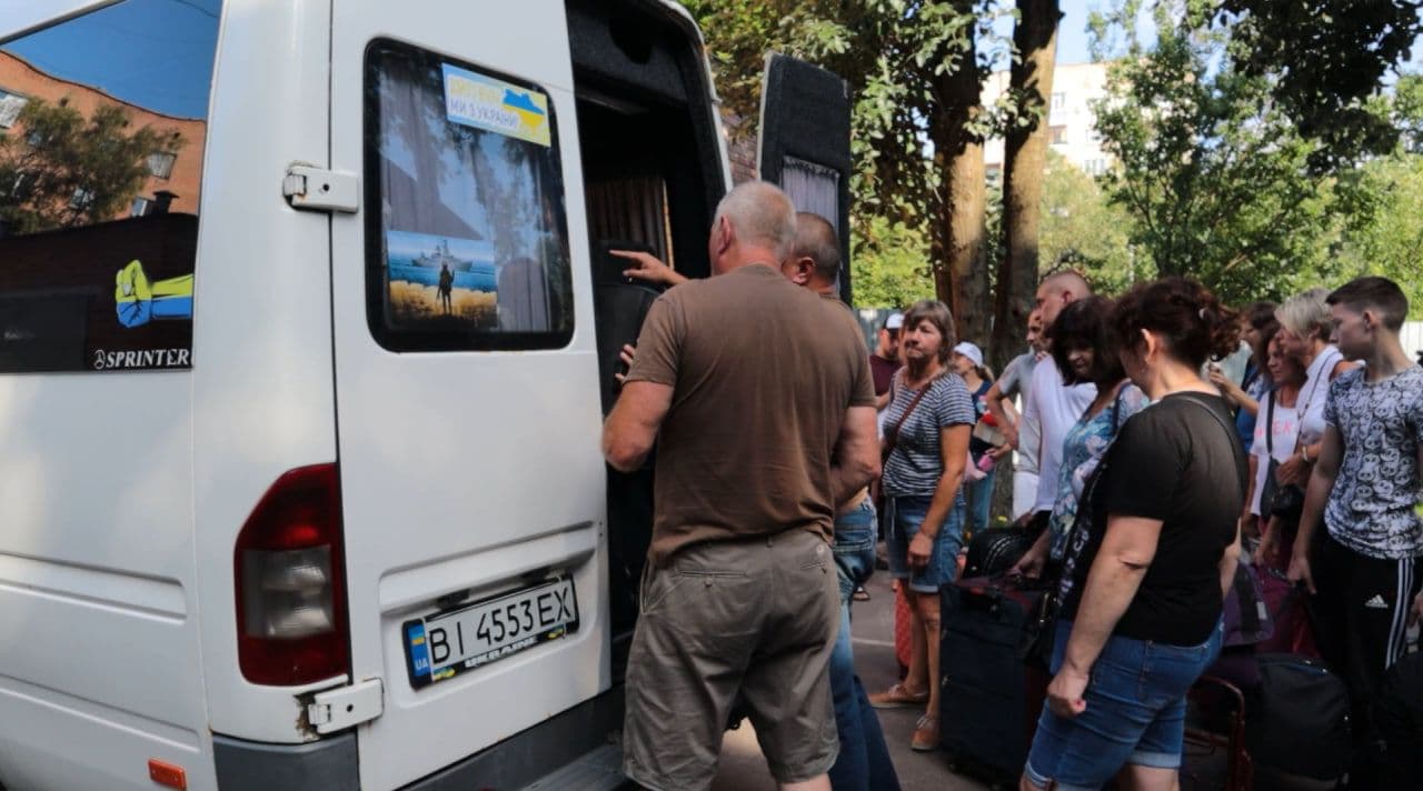 Життя переселенців у Полтавських реаліях: як шукати роботу та опанувати нову професію