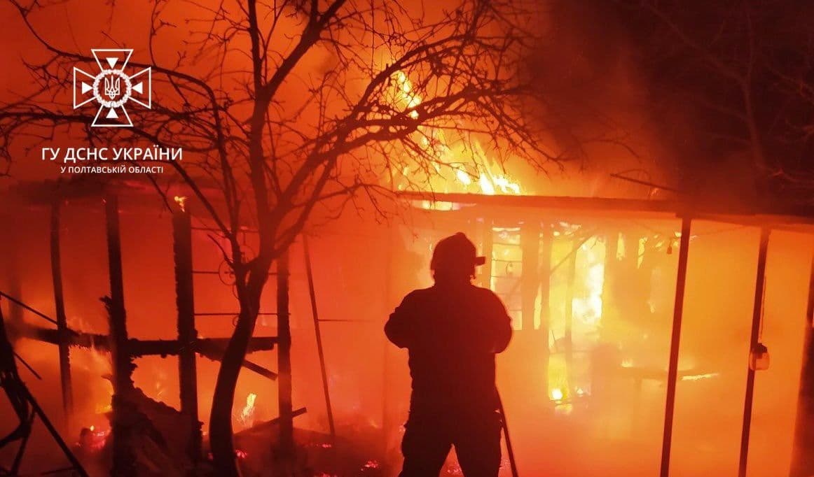 На Полтавщині на території «Маяка» згорів дачний будинок