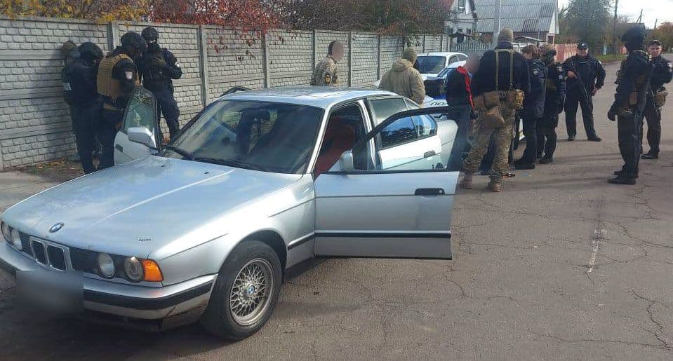 Поліція Полтавщини затримала чоловіка, який влаштував стрілянину