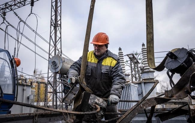 Ворожа атака знеструмила понад тисячу споживачів на Полтавщині (оновлено)