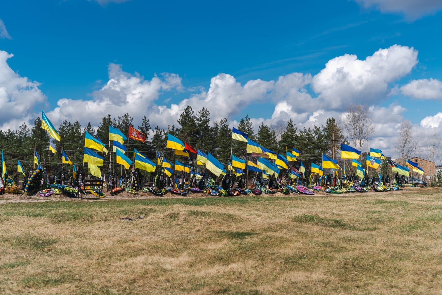 На Затуринському кладовищі розширили територію для поховання воїнів