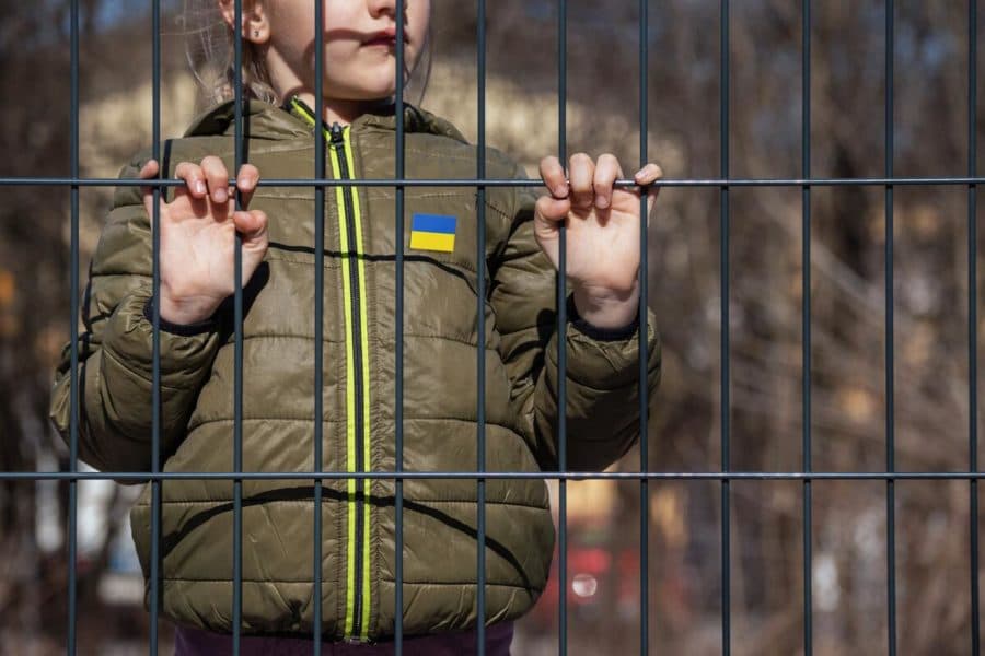 Чотирирічну дівчинку з Херсонщини вивезли до росії та планують вдочерити