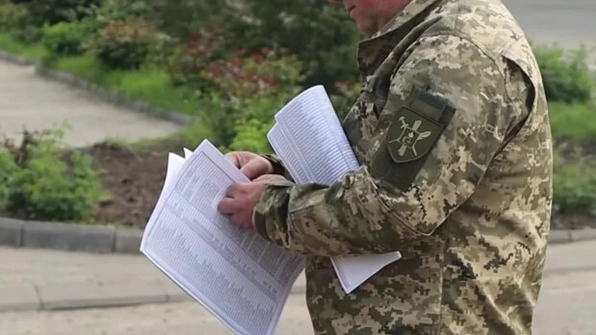 У Полтаві судили чоловіка, який повідомляв про місця видачі повісток