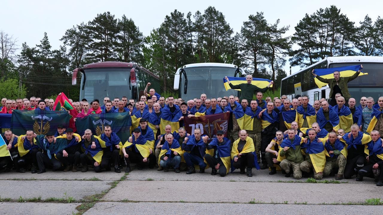 З полону звільнили дев'ятьох захисників із Полтавщини (оновлено)