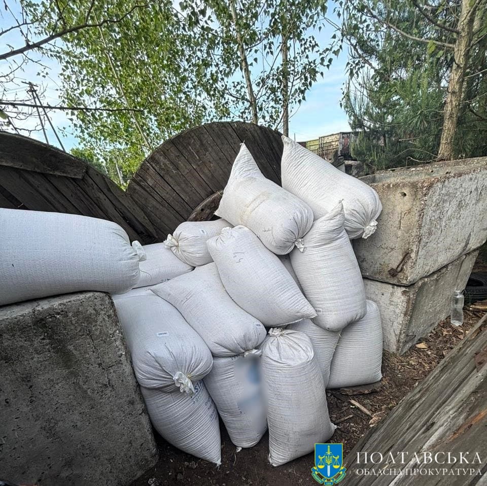 На Полтавщині залізничники вкрали понад шість тонн вантажу з вагонів