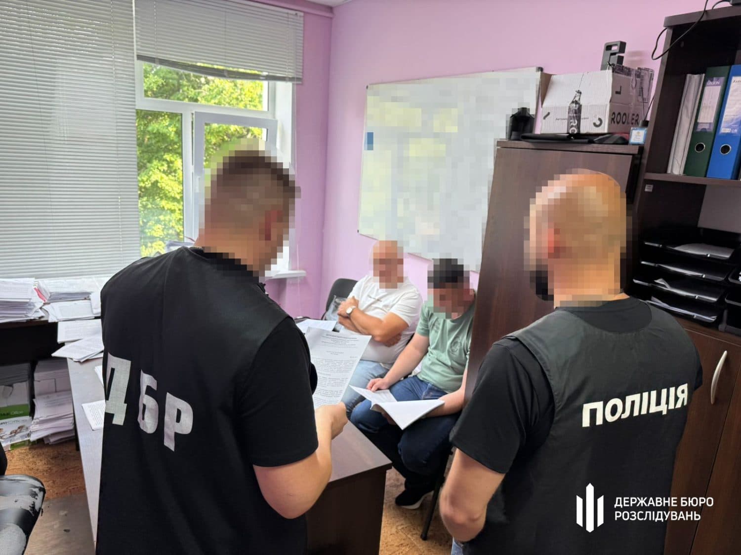 Полтавські слідчі викрили майора, який продавав «липові» бойові відрядження