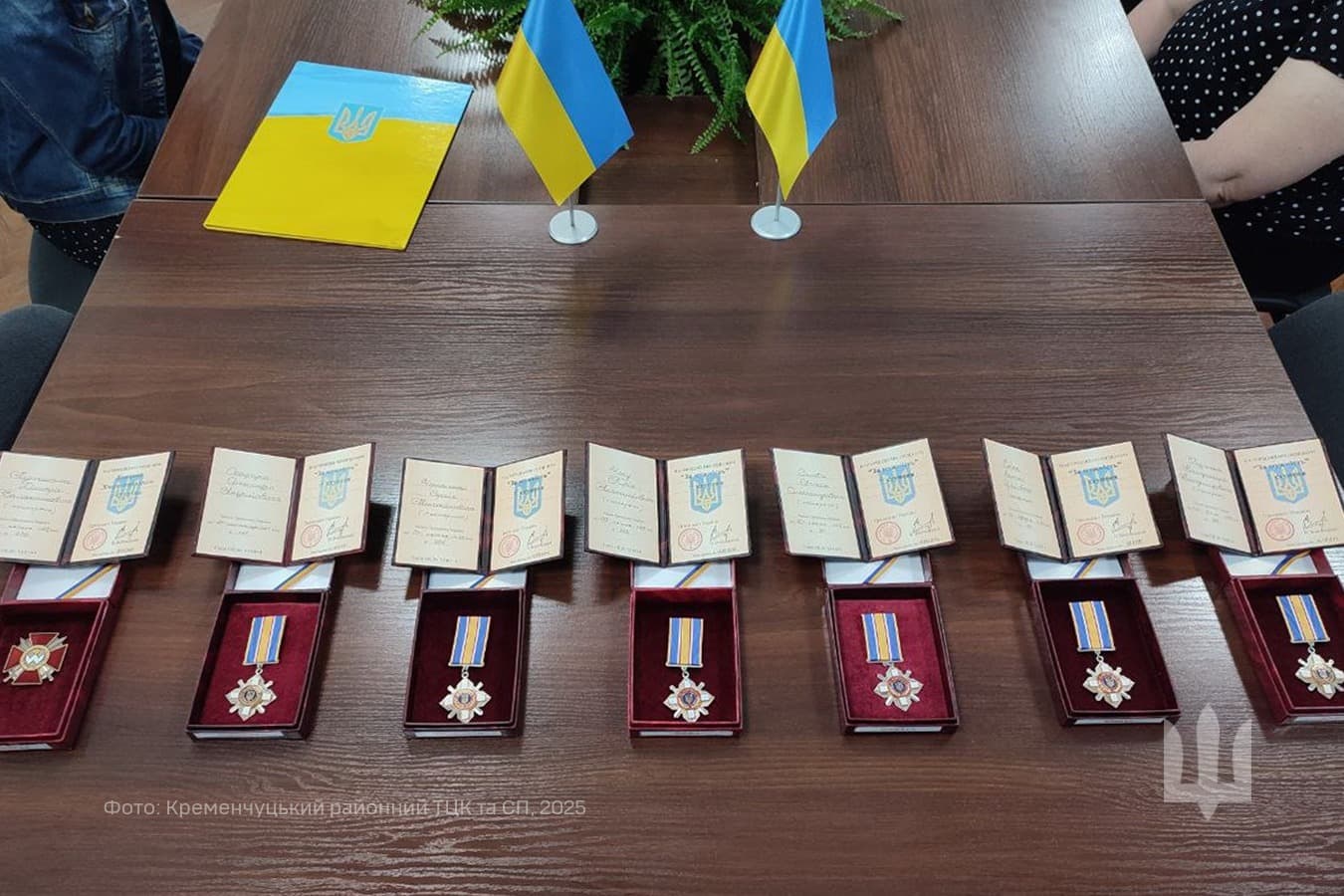 На Полтавщині сім родин загиблих захисників отримали державні ордени