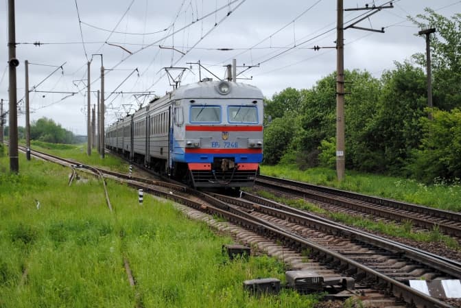 На Полтавщині змінюють графік руху приміських поїздів