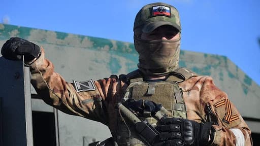 Бойовик, російський офіцер і перевізник зброї: жителя Полтавщини судять за колабораціонізм