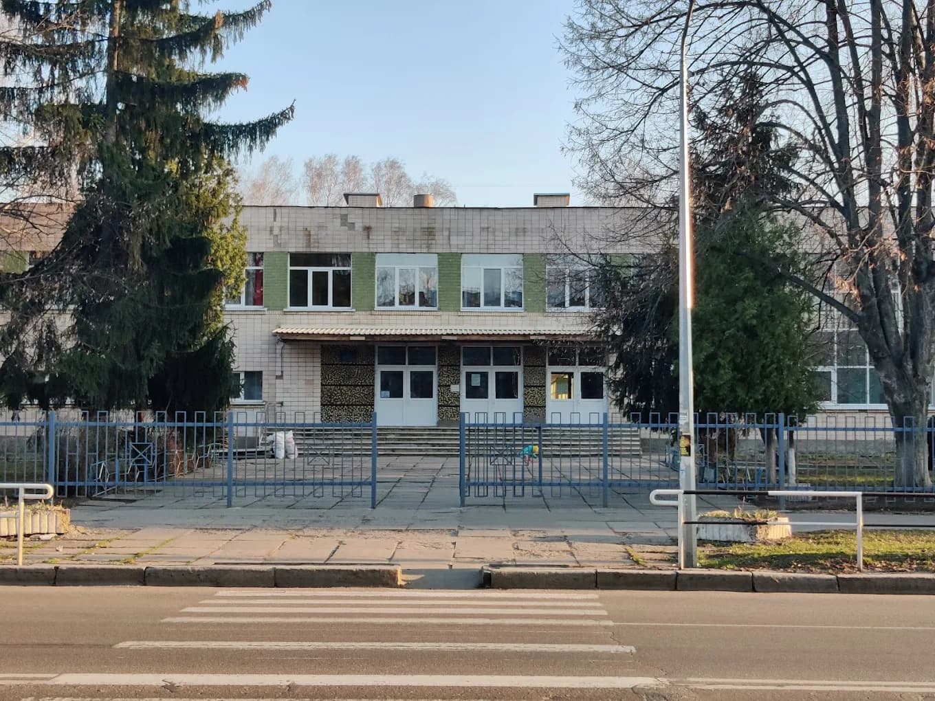 У Полтавській школі відремонтують три укриття за понад десять мільйонів гривень