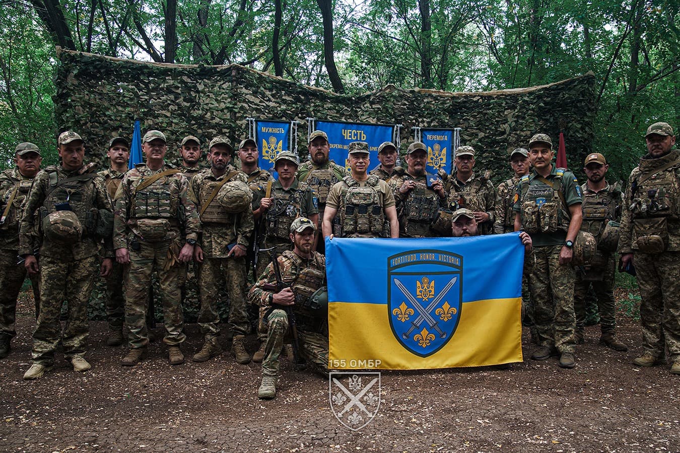 Врятував побратимів і міномет: воїна з Полтавщини відзначили «Золотим хрестом»