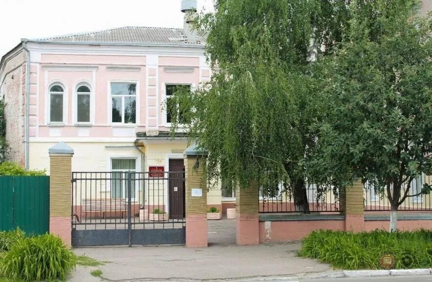 Учнів Полтавського ліцею №1 тимчасово переведуть до педуніверситету через ремонт
