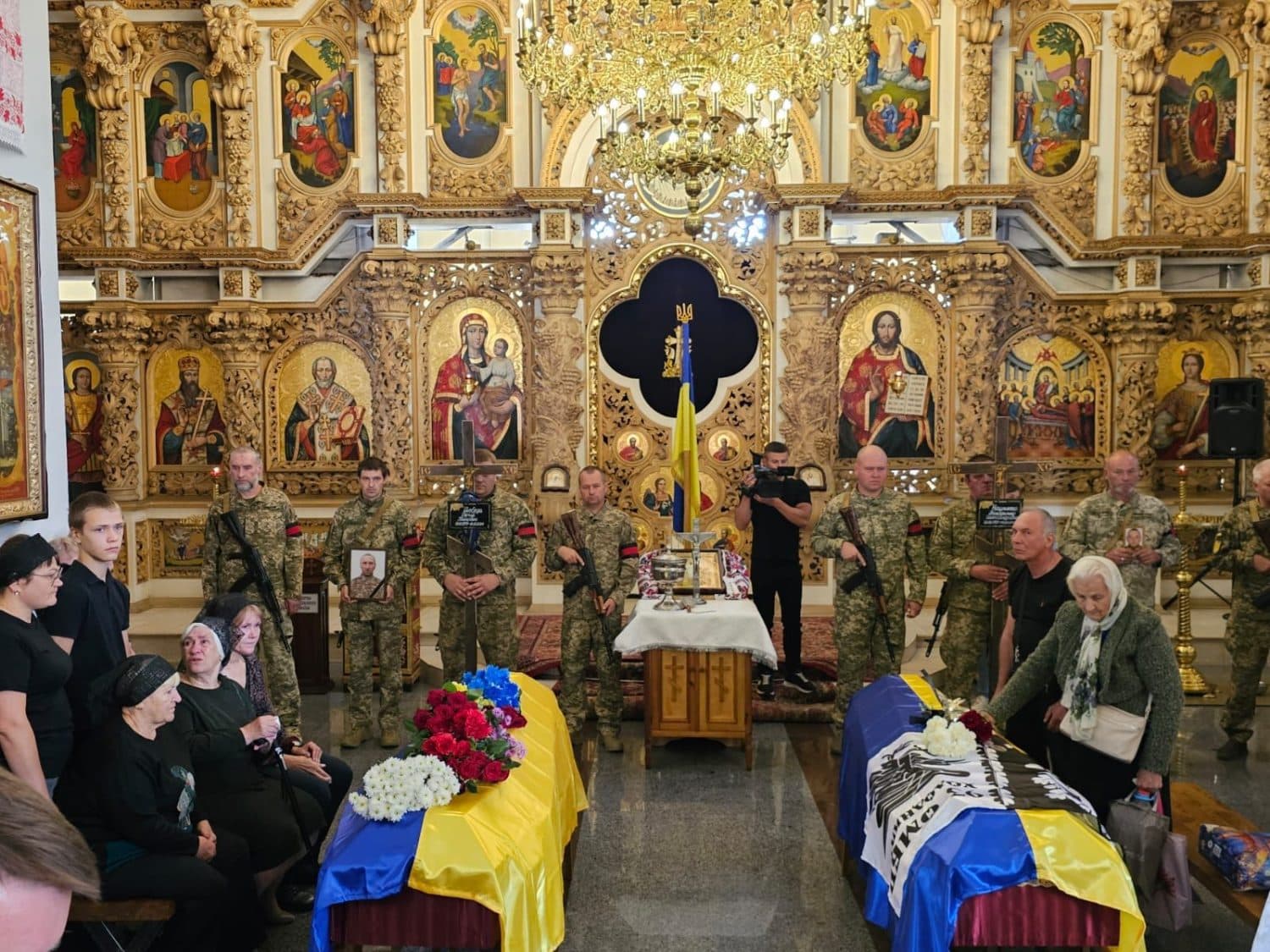 Полтавщина попрощалася з сімома полеглими захисниками