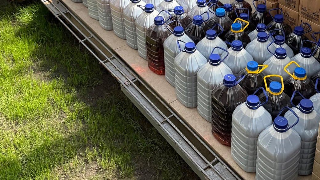 У Полтаві оштрафували чоловіка за торгівлю підробленим алкоголем