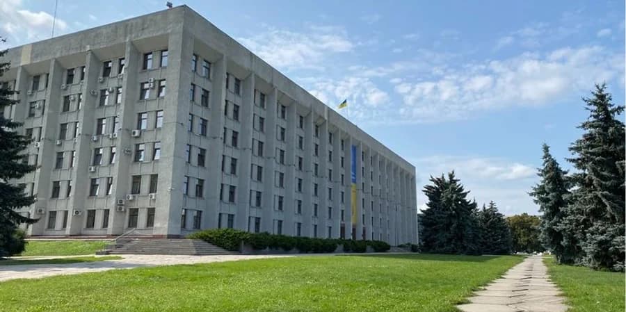 Полтавська облрада розпочала процедуру скорочення трьох заступників голови