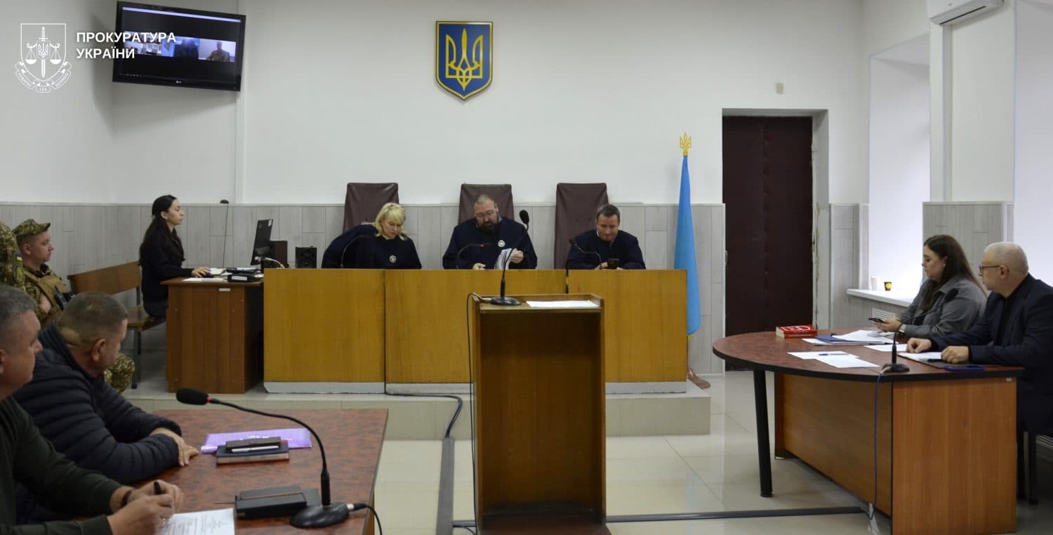 Суд продовжив арешт підліткам з Полтавщини, обвинуваченим у теракті в Миколаєві