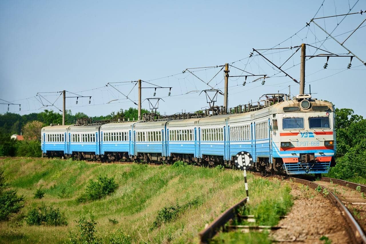 Змінили рух поїздів на Полтавщині через пошкодження залізниці (оновлено)