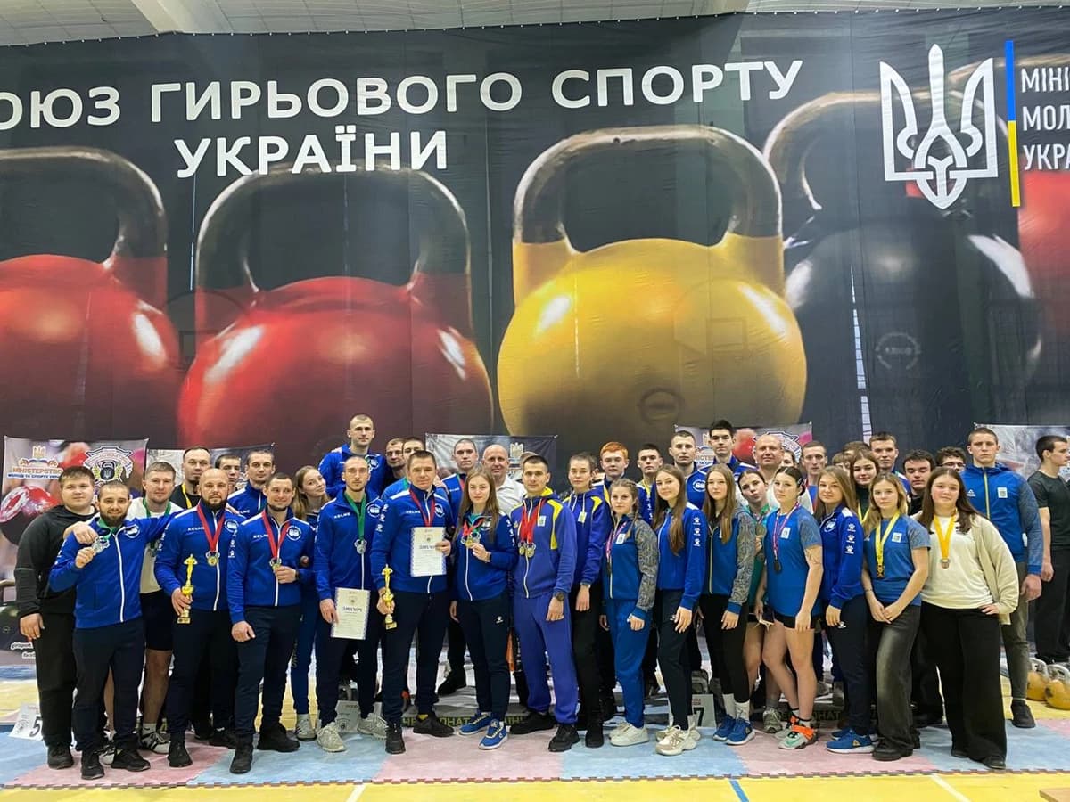 Спортсмени з Полтавщини здобули 42 медалі на змаганнях з гирьового спорту