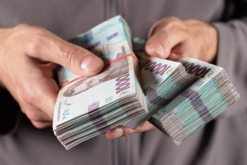 У Кременчуці засудили ексбухгалтерку виконкому за зарплатні махінації