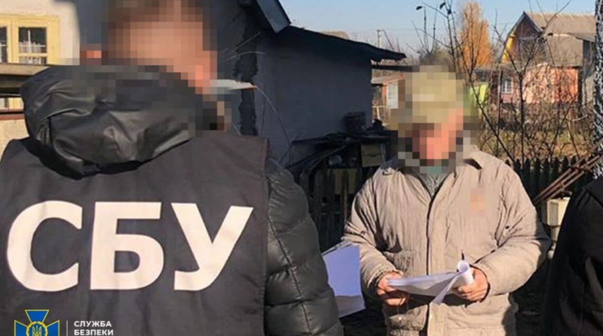«Зв’язки» за 7000 євро: на Полтавщині судять підозрюваного у торгівлі фіктивною непридатністю