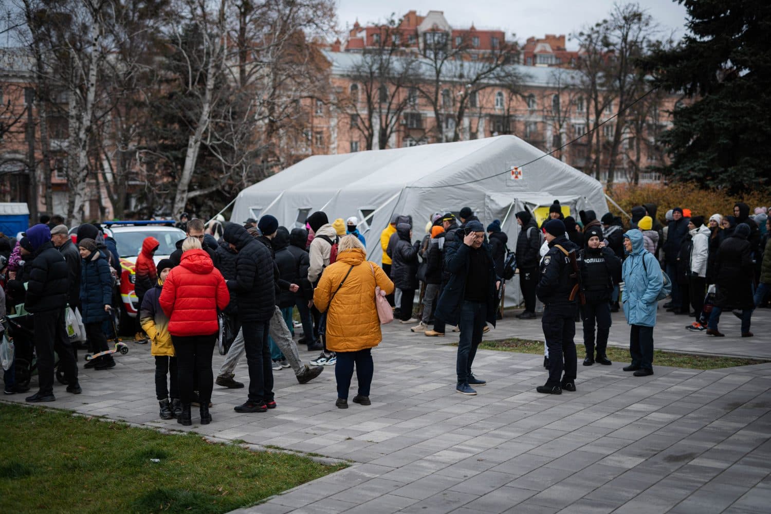 Стало відомо, скільки людей відвідали пункти незламності у Полтаві