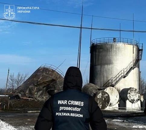 Пошкоджена енергетика та житло: на Полтавщині розслідують атаку дронів