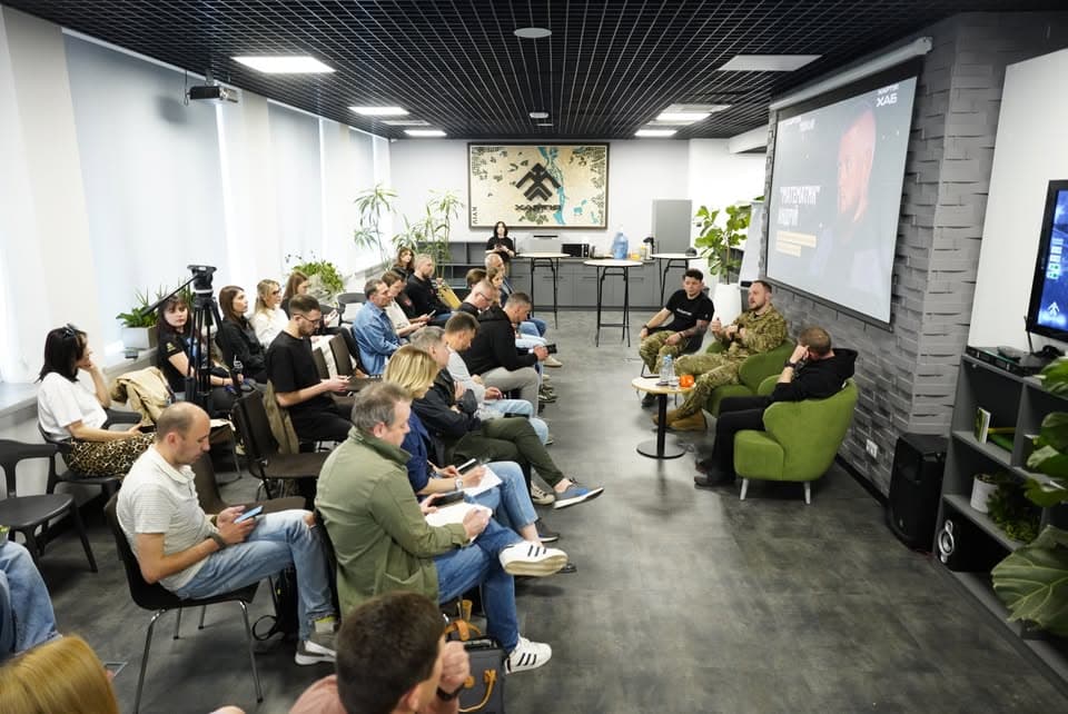 Полтавців запрошують на розмову з Вахтангом Кіпіані про поетів-шістдесятників