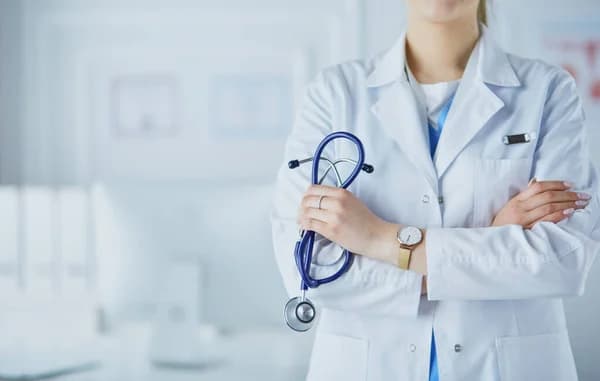 Ще одну лікарку з Полтави підозрюють у «продажі» довідок ВЛК