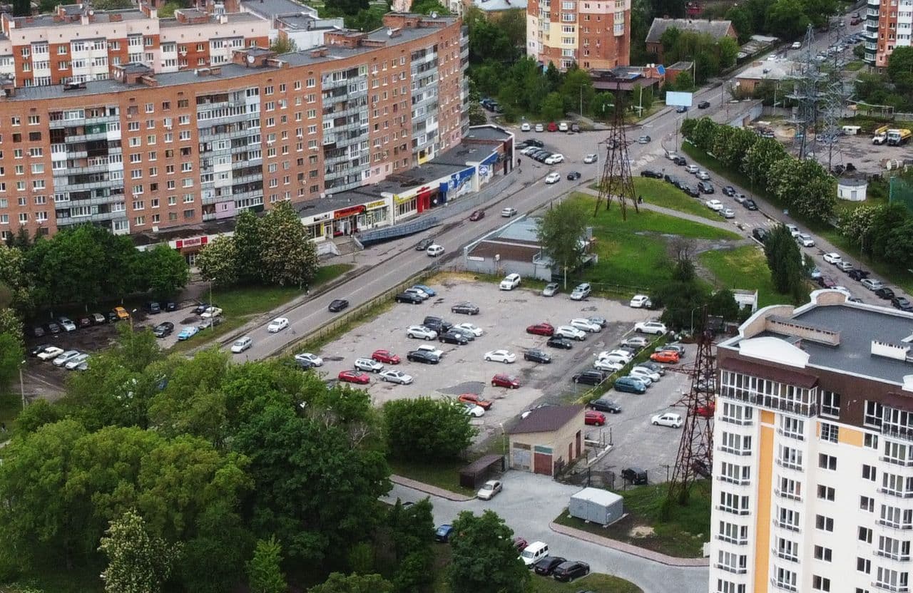 Судові спори та «зниклі» документи: у Полтаві хочуть продовжити оренду землі на вулиці Миру
