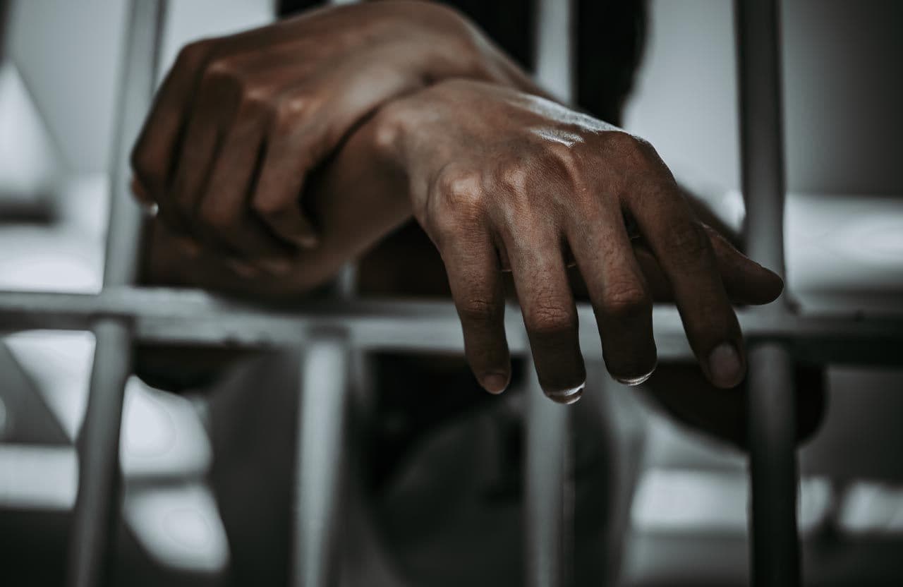 Жителя Полтавщини підозрюють у катування 12-річного хлопця