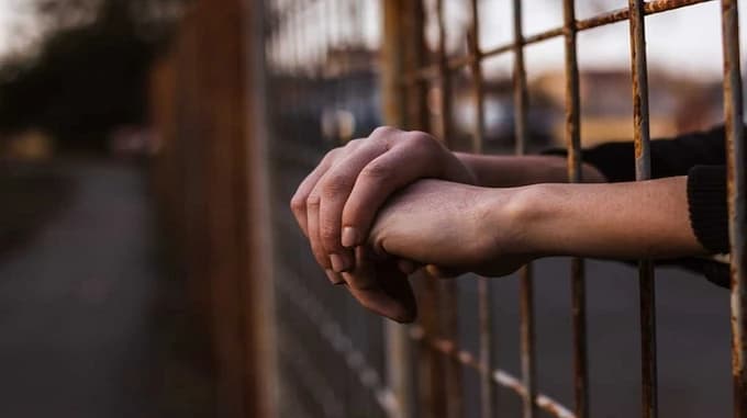 Увʼязнили жителя Полтавщини за вбивство товариша через безлад у хаті