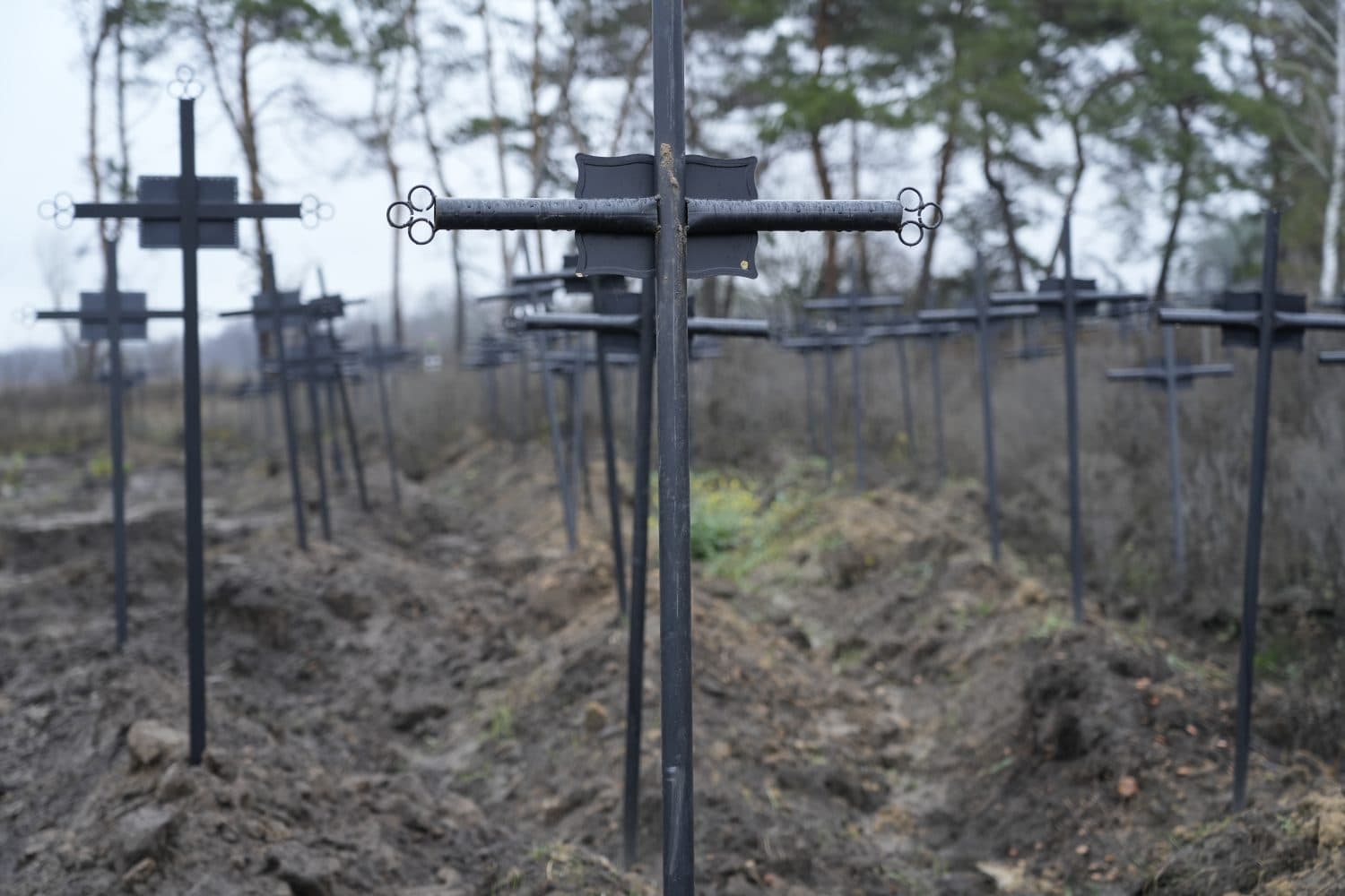 У Кременчуці комунальника підозрюють у крадіжці грошей на поховання