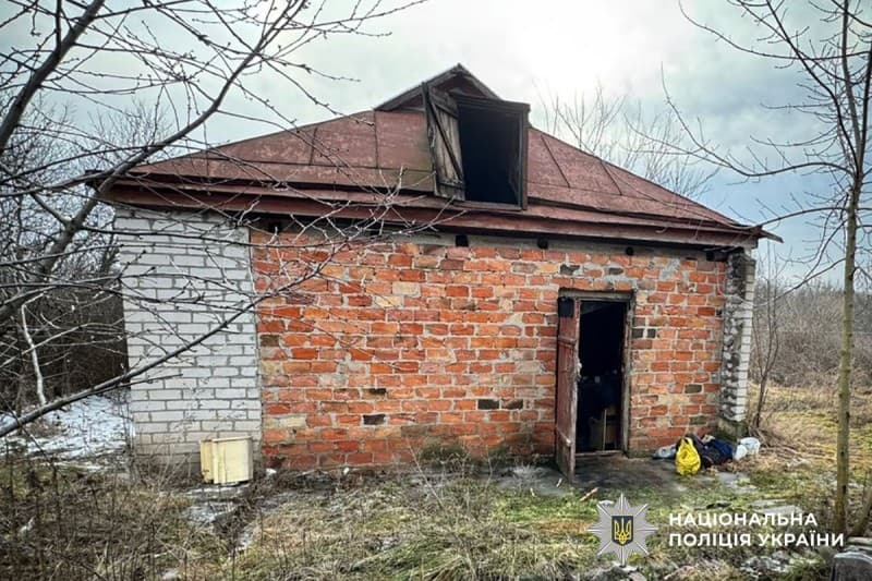У будинку на Полтавщині виявили тіла чоловіка та жінки