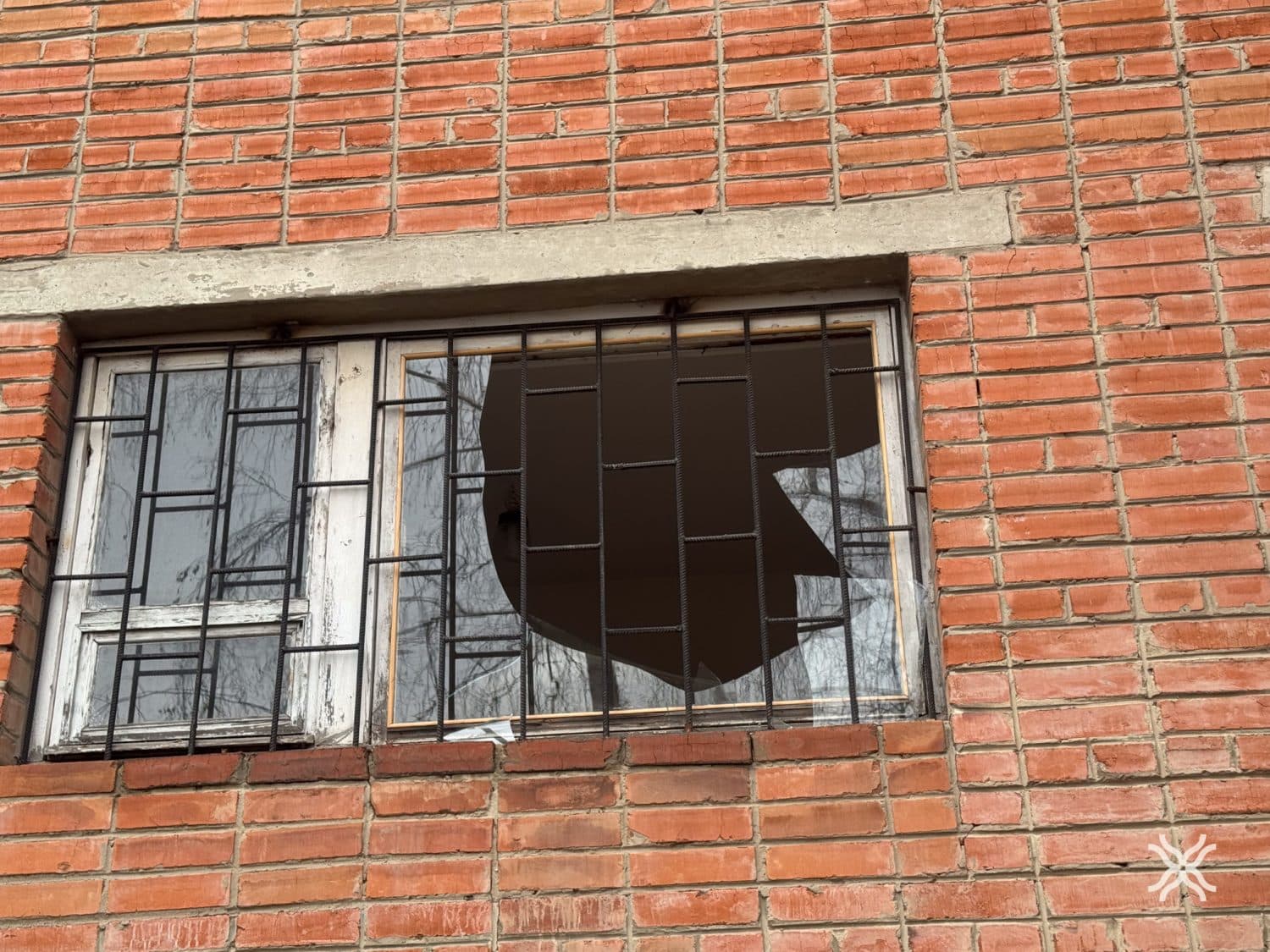 У Полтаві пошкодило ліцей внаслідок ворожого обстрілу