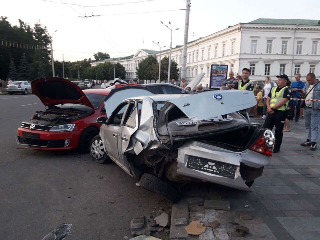 Нові подробиці масштабної ДТП у центрі Полтави — поліція відкрила кримінальне провадження